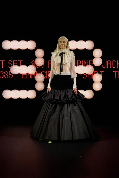 Look 33
